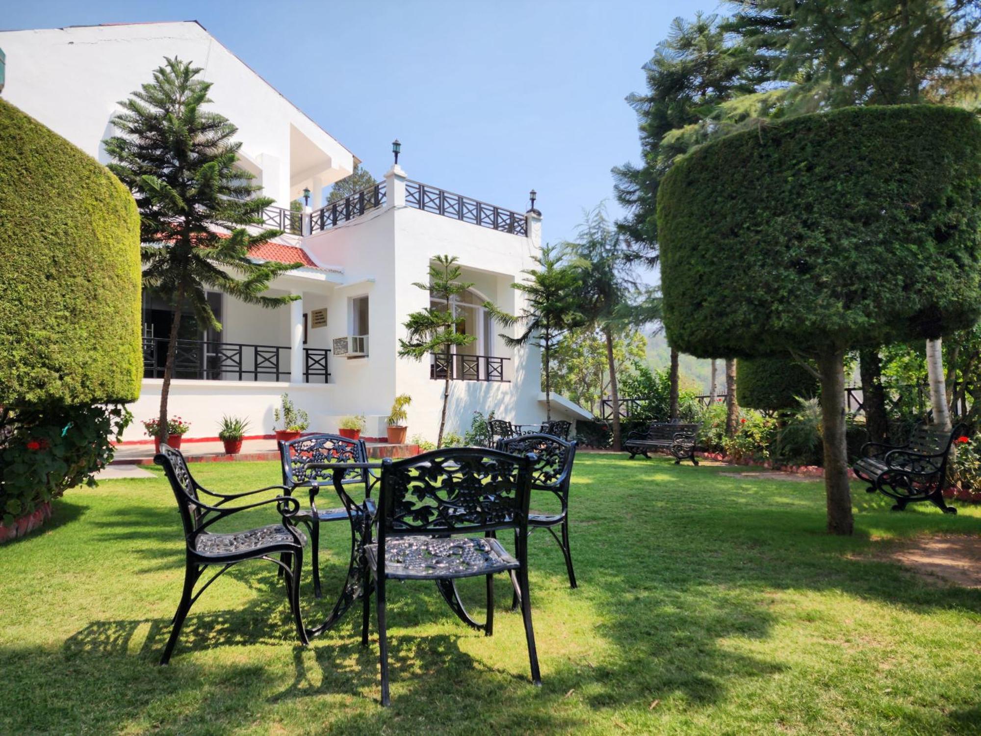 Hotel Royal Ark - Kasauli Εξωτερικό φωτογραφία
